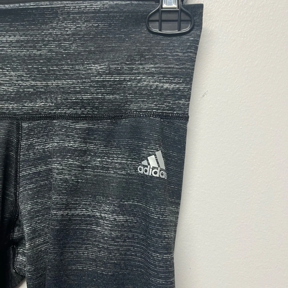 Adidas Athletic Cropped Leggings
